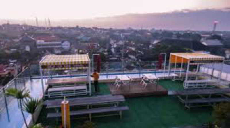 EDU Hostel Yogyakarta Buitenkant foto